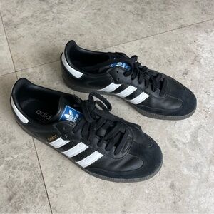 Adidas Samba OG Shoes in Color Black / Gum